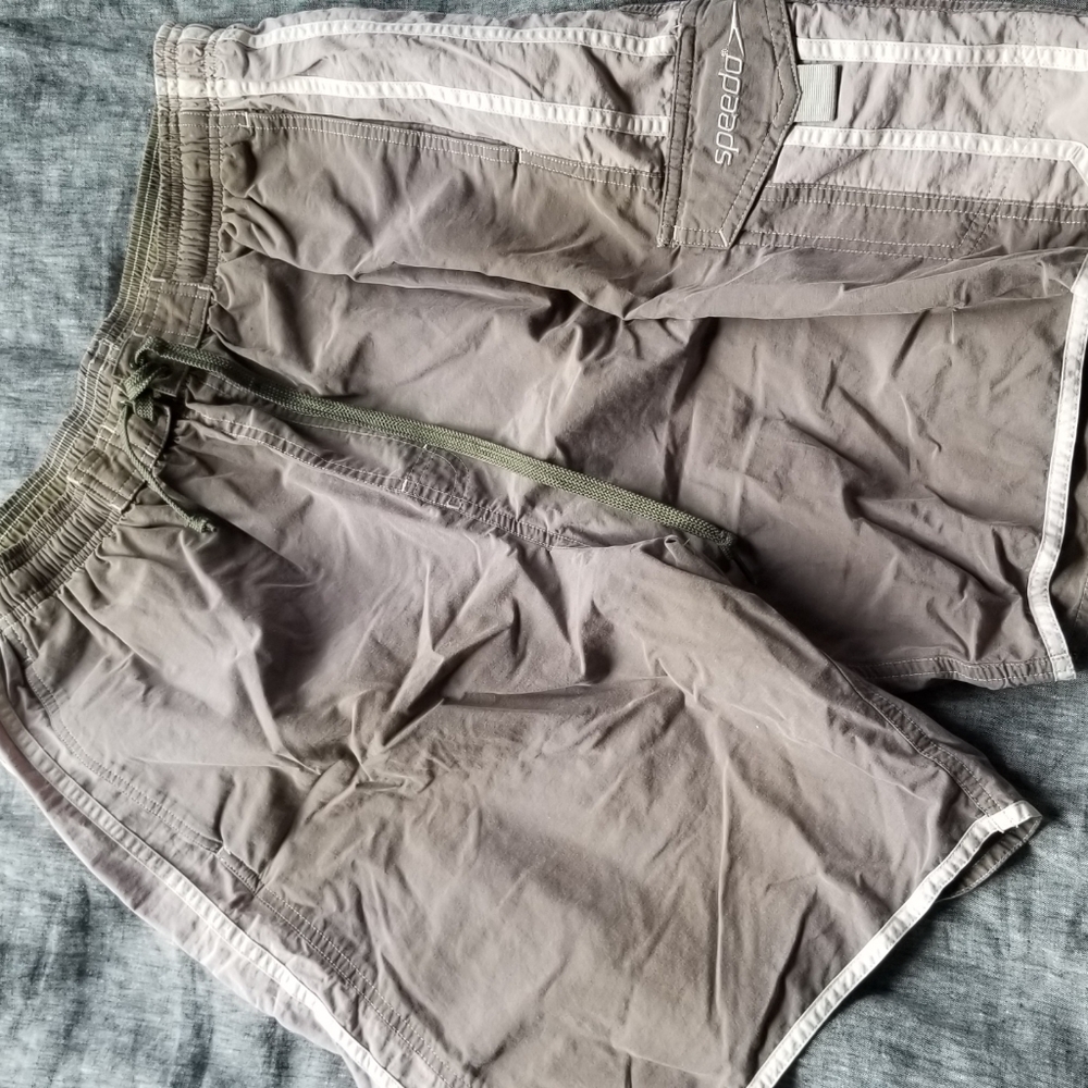Speedo Men's L bathing suit